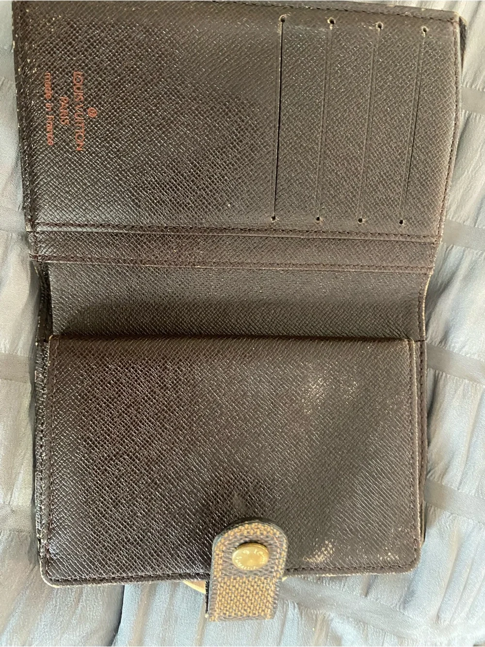 Louis Vuitton Authentic France 2/2000 Damier Ebene Compact Kiss Lock Check Walle